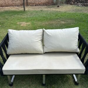 Estofado 2 lugares Alumínio Estofado Branco Eloá Store Móvei